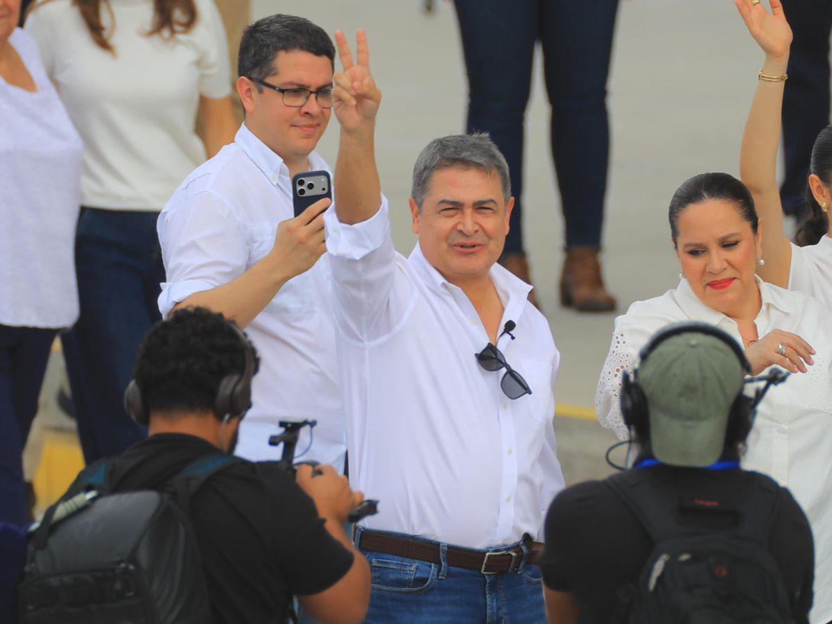 El cambio de JOH tras cuatro años fuera: primeras imágenes del expresidente al regresar a Honduras