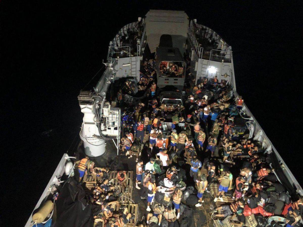 ¿Cómo hacer la solicitud para ingresar buques y aviones militares a Honduras?