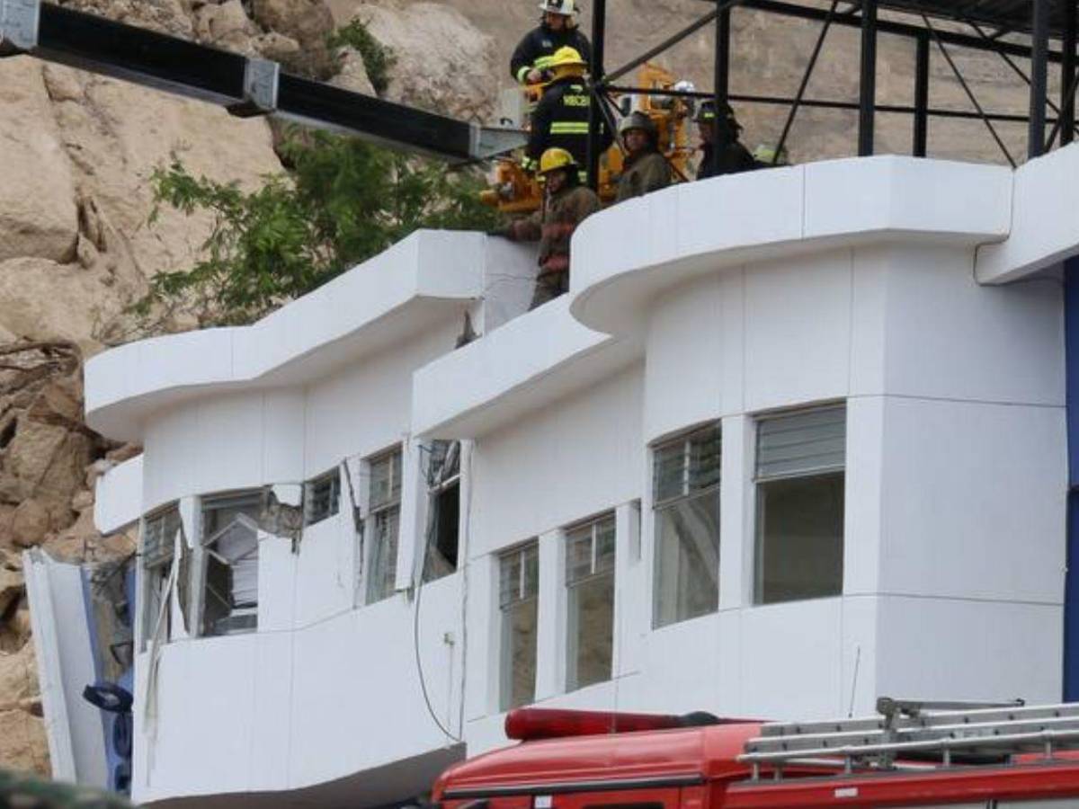 FOTOS: Antes y después de la bodega del anillo periférico tras incendio y derrumbe