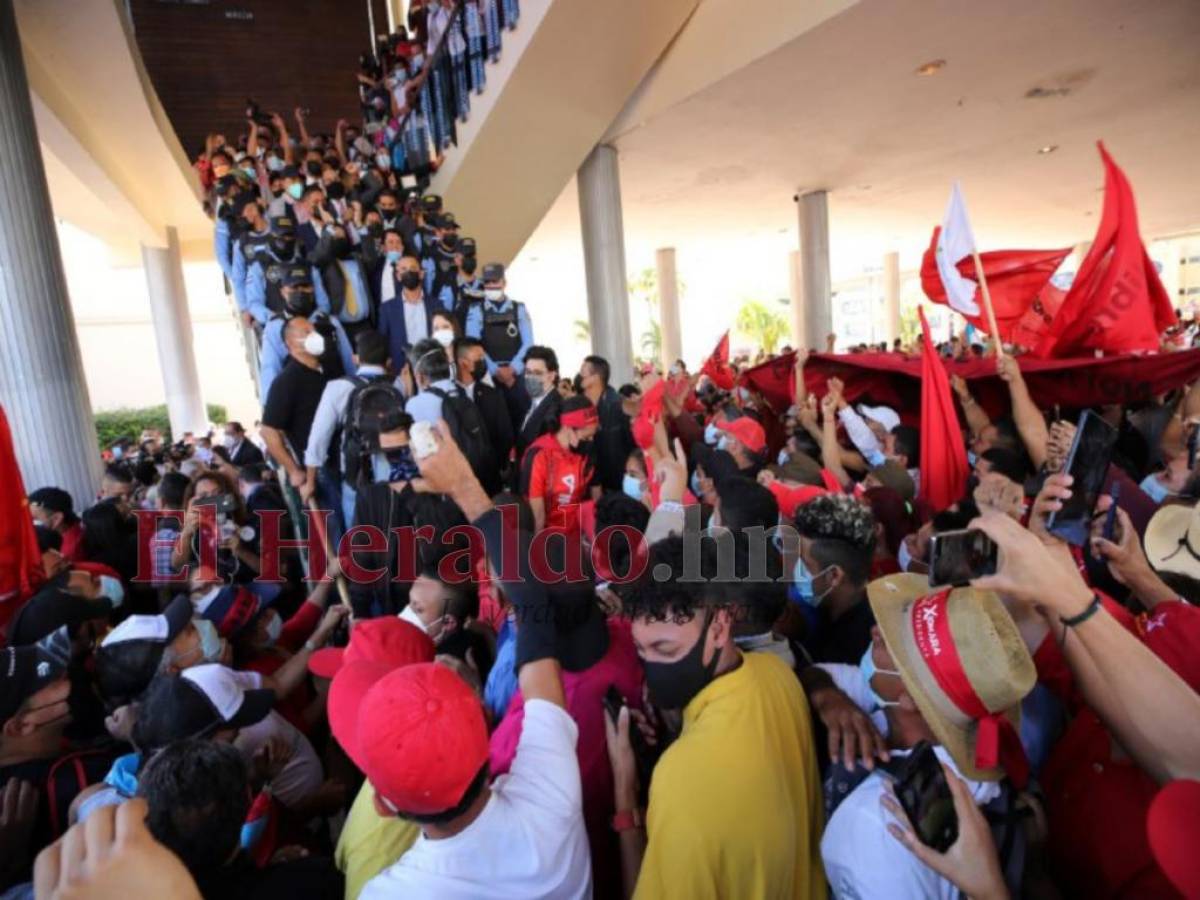 Sectores sociales lamentan que los políticos lleven al país a una crisis política con consecuencias impredecibles