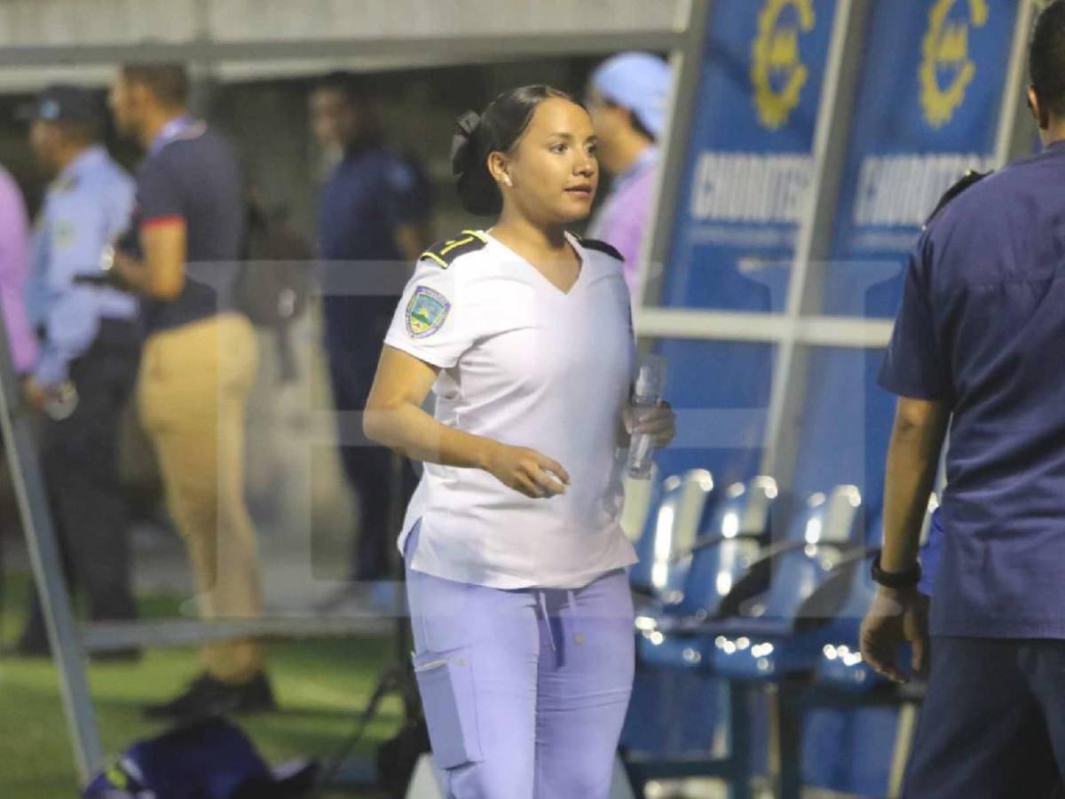 Una hermosura: Revelan quién es la enfermera del Génesis PN que enamoró en Choluteca