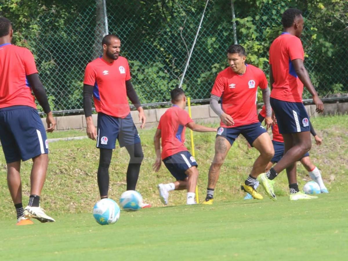 ¿Se va Carlos Pineda? Las sorpresas que dejó el entreno de Olimpia previo a jugar ante UPNFM