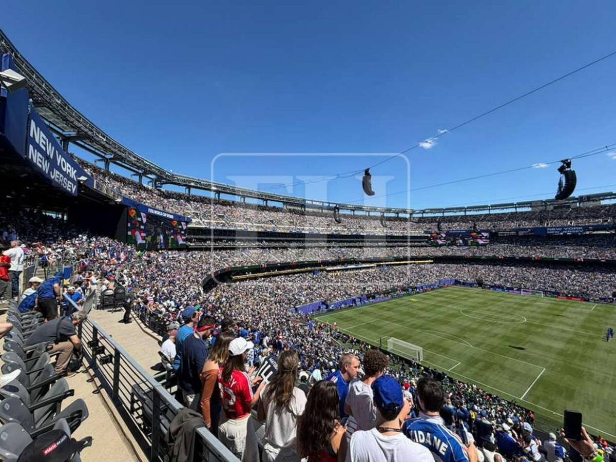 Francia y Senegal pintan de fiesta el MetLife Stadium en un vibrante choque mundialista
