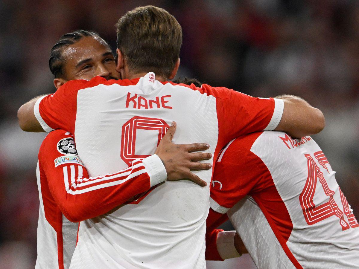En un auténtico partidazo, Bayern Múnich derrota 4-3 a Manchester United