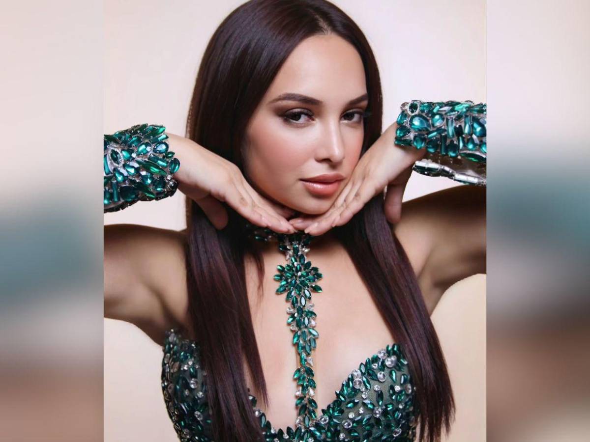 ¿Por qué la olanchana Stephanie Guifarro lleva la banda de la  Comunidad de EE UU en Miss Honduras?
