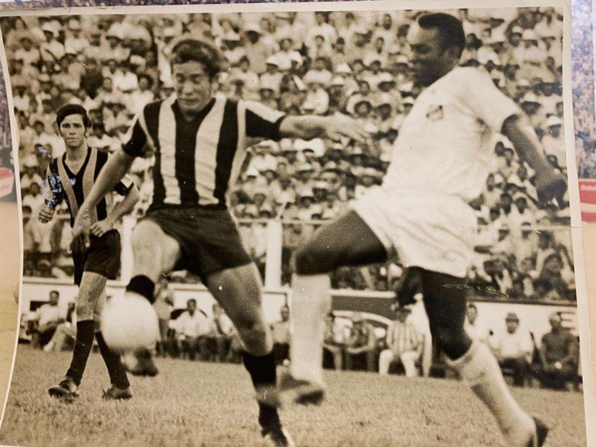 Dónde durmió, quién pagó y divertidas anécdotas: la historia detrás de la visita de Pelé a Honduras
