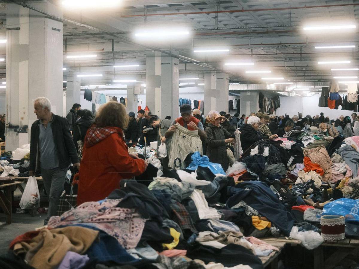 Alerta sanitaria: ¿Exigirán una nueva licencia a tiendas de ropa usada?