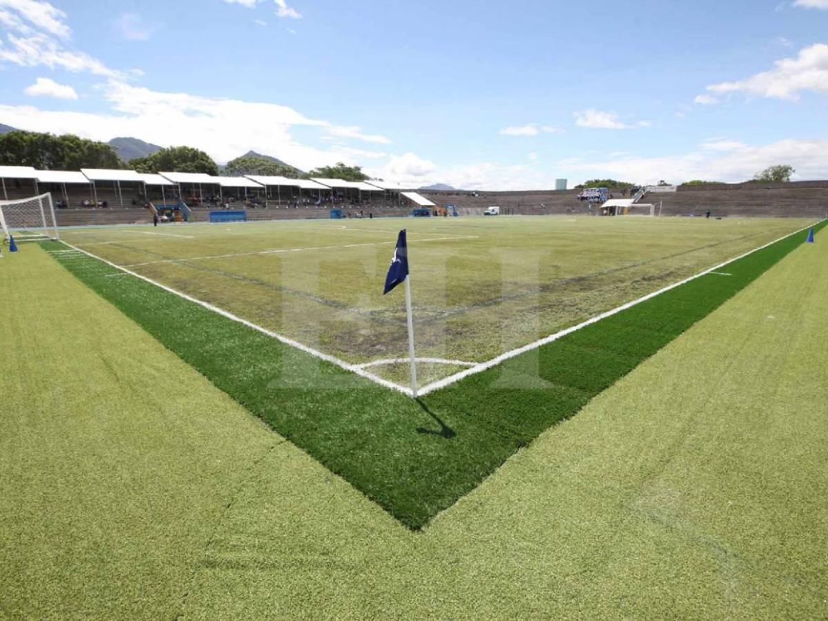 Linda chica sorprende, lo que hizo el Ministro de Seguridad e histórica llegada de Motagua a La Paz