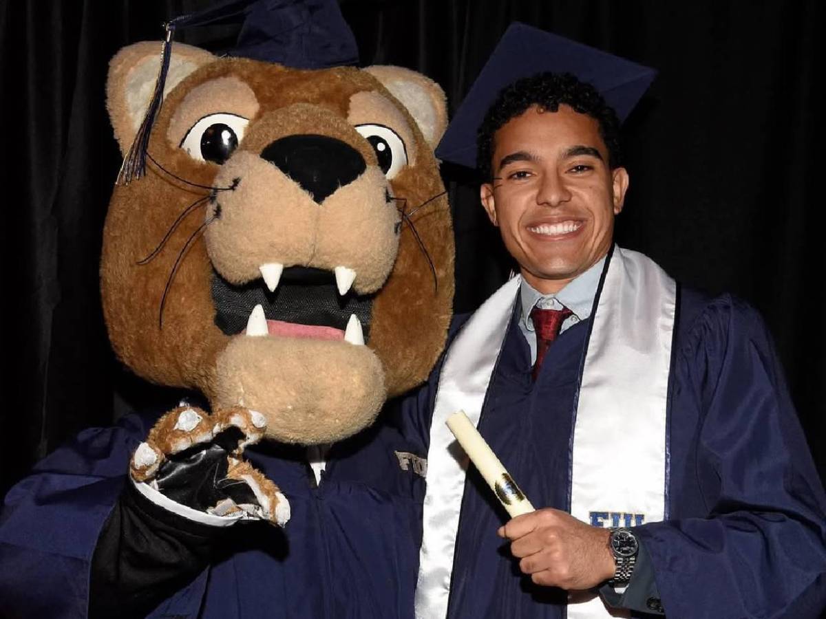 Jugador de Motagua se graduó de la universidad en Estados Unidos: Así lo celebraron