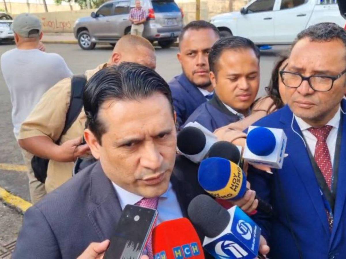 Desde diplomáticos hasta ministros acompañaron a los congresistas en la cuarta legislatura en el CN