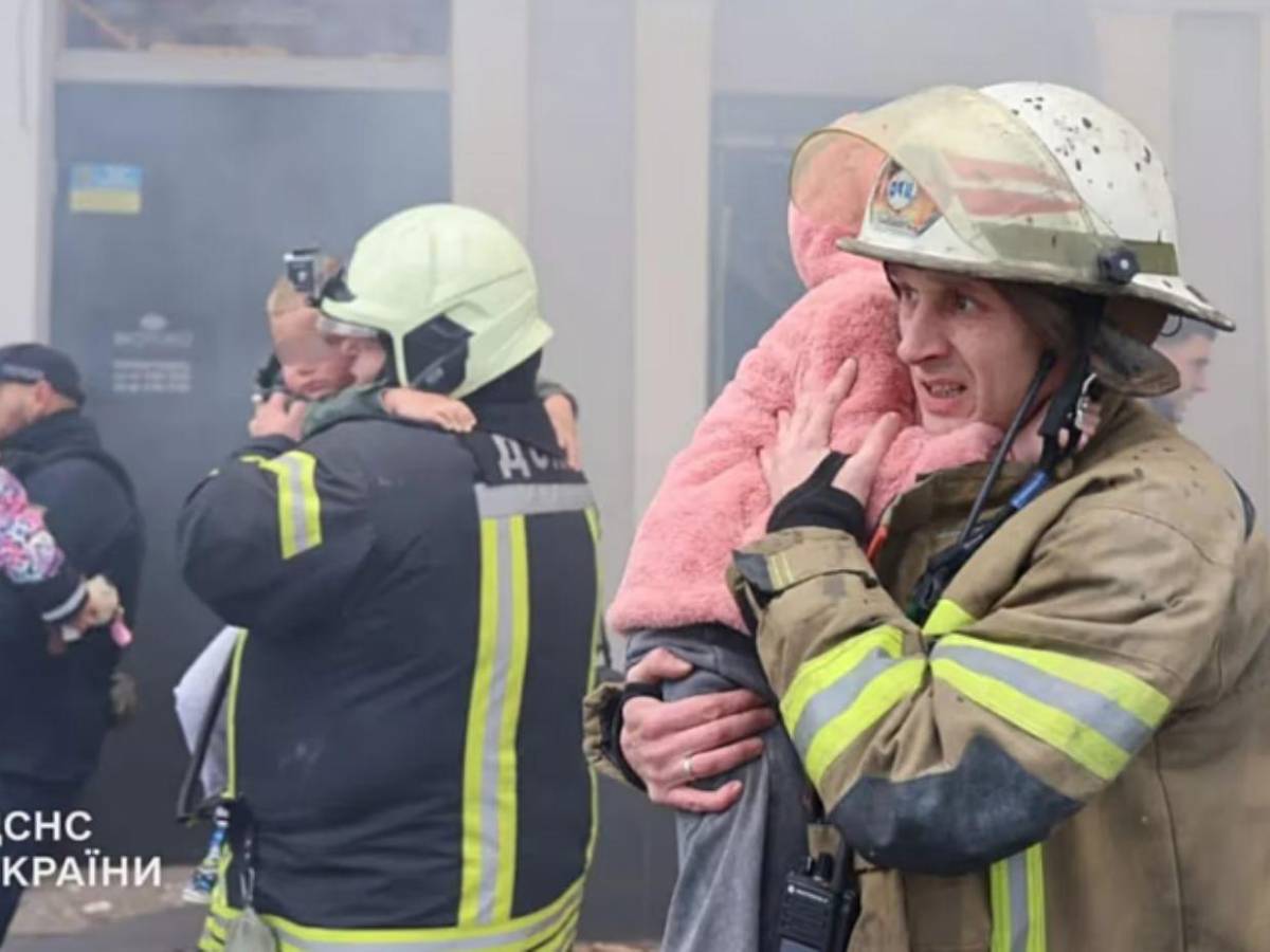 Rusia ataca con un dron una escuela llena de niños en Ucrania