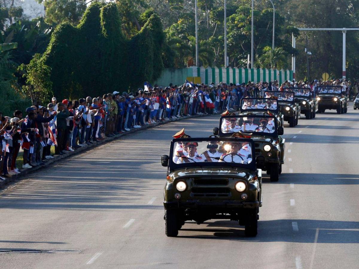 Cuba despide a los 32 militares muertos en Venezuela