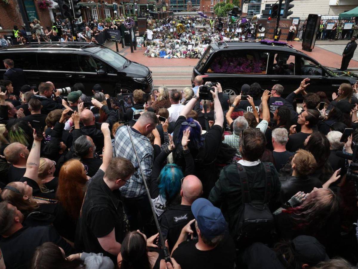 Así fue el último adiós a Ozzy Osbourne en Birmingham