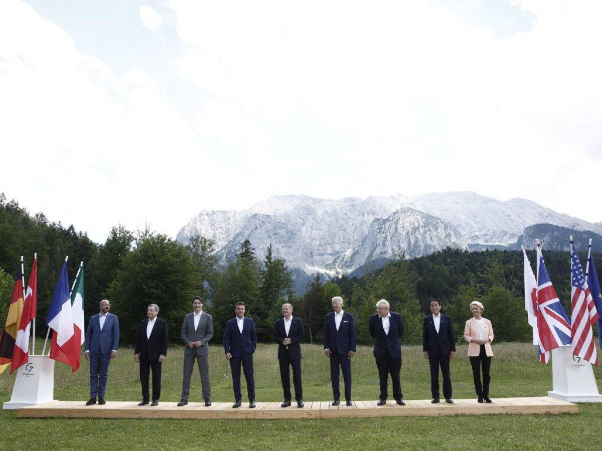 Cumbre del G7 se abre con nuevas sanciones y un llamado a la unidad