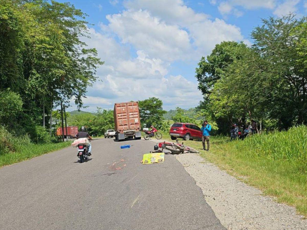 Arrollada por una rastra muere mujer que iba a bordo de motocicleta en San Pedro Sula