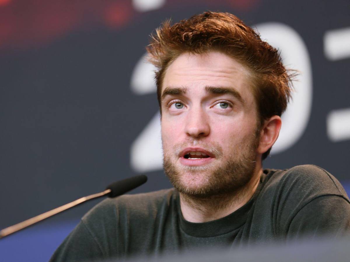 El insólito miedo de Robert Pattinson que lo llevó a pasar una noche con cuchillos