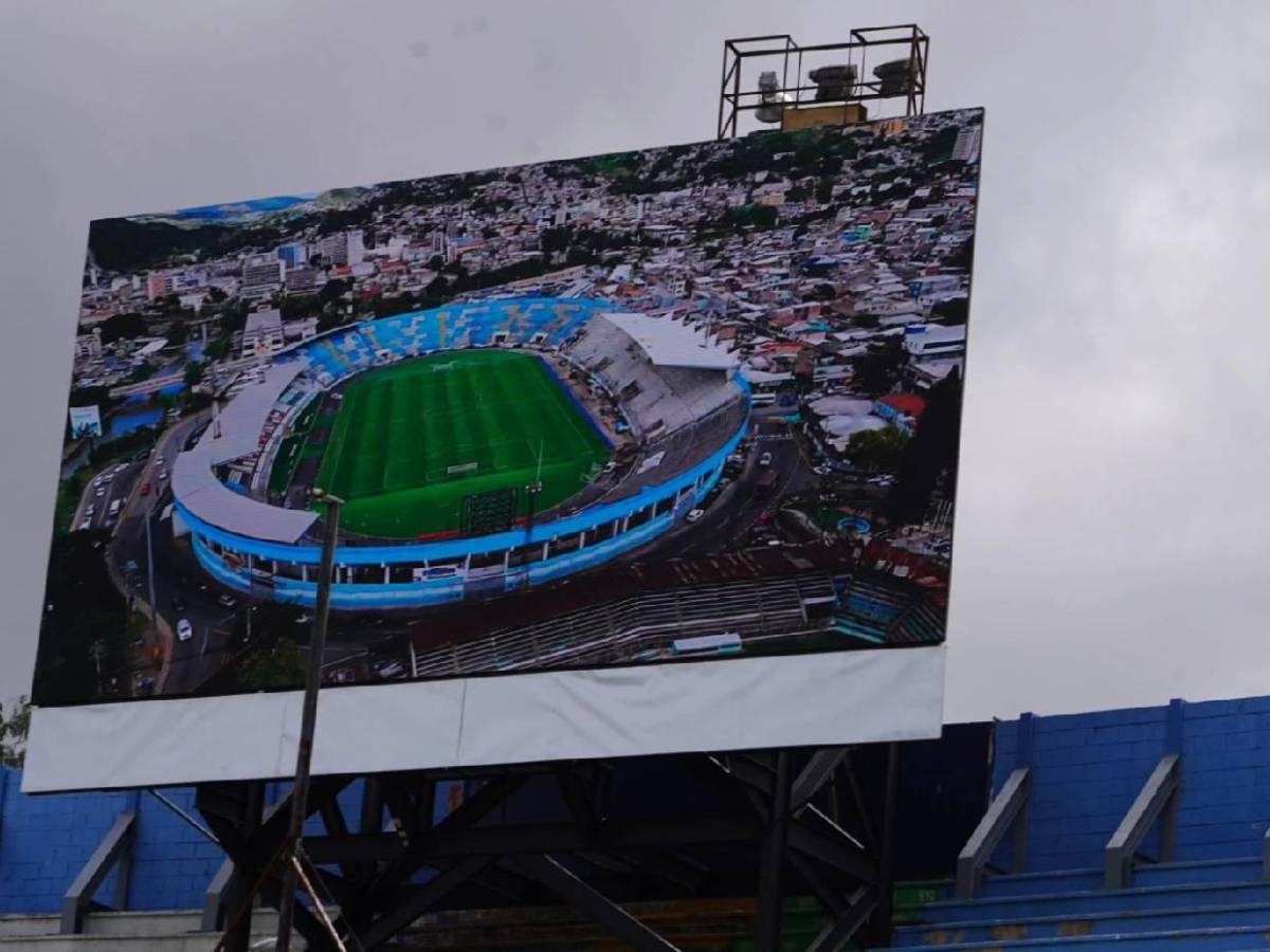 Un lujo total: Así quedó la moderna pantalla gigante en el estadio Nacional de Honduras