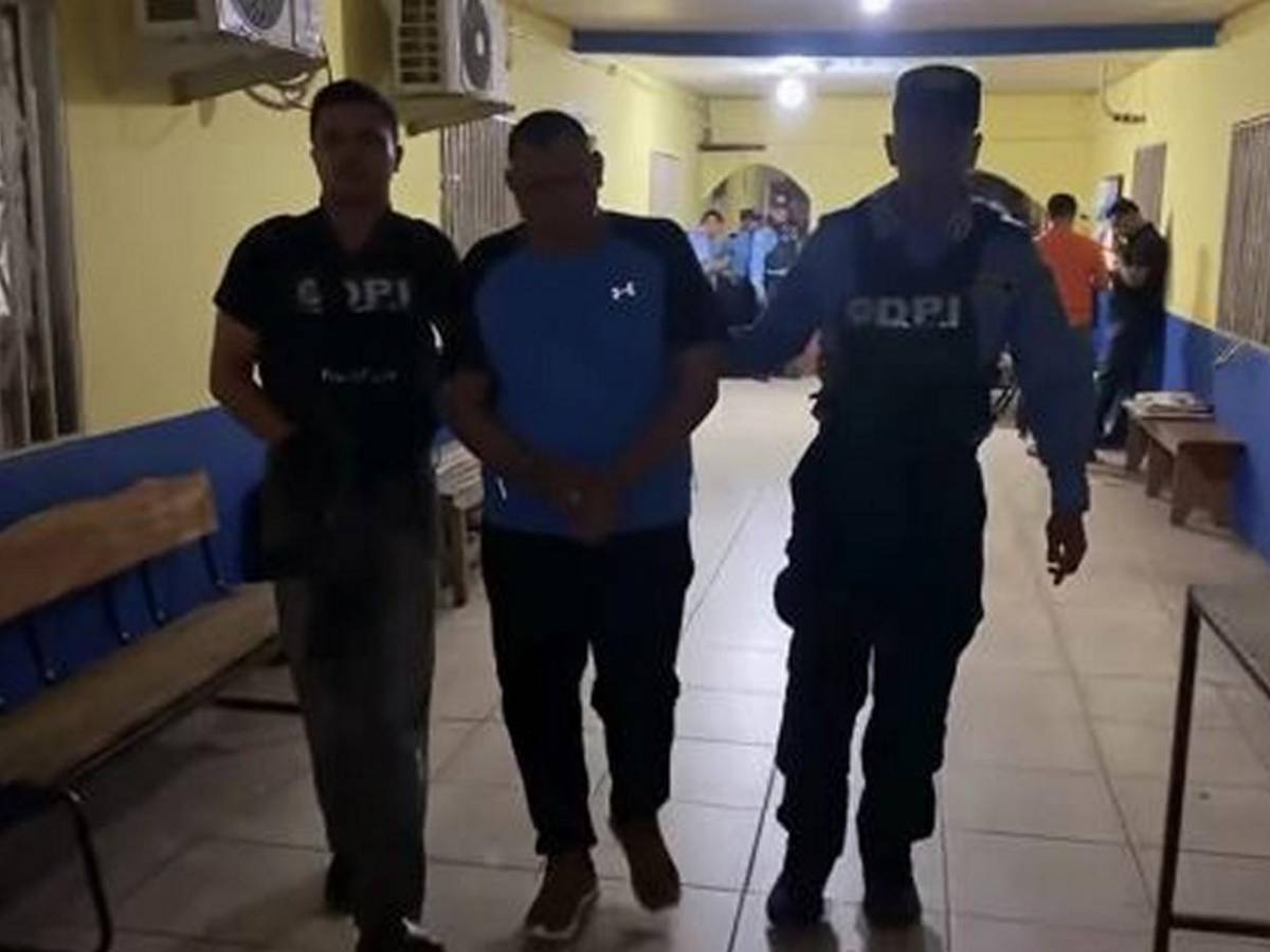 ¿Quién es Urías Lobo, tiktoker acusado de trato degradante contra un niño en Honduras?