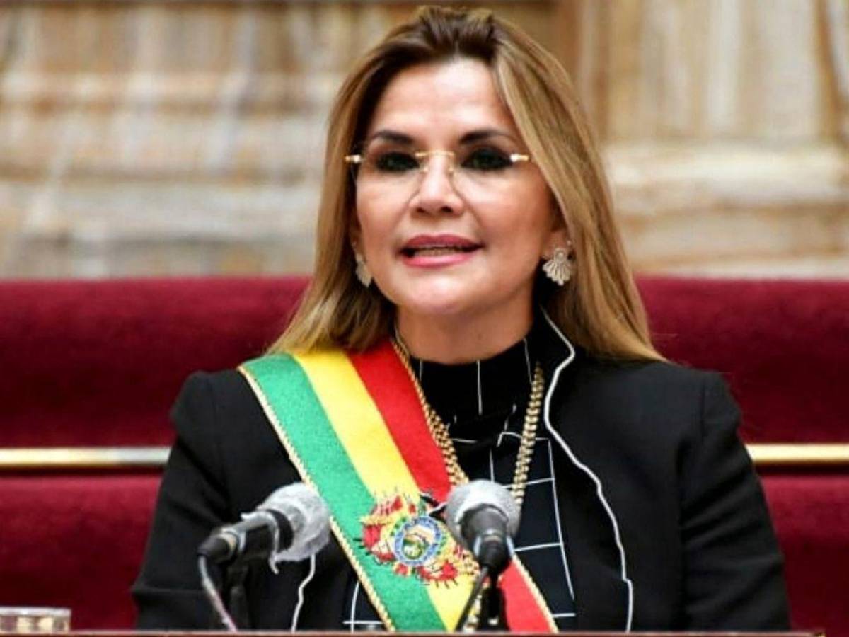 Expresidenta de Bolivia Jeanine Áñez cumple un año tras las rejas