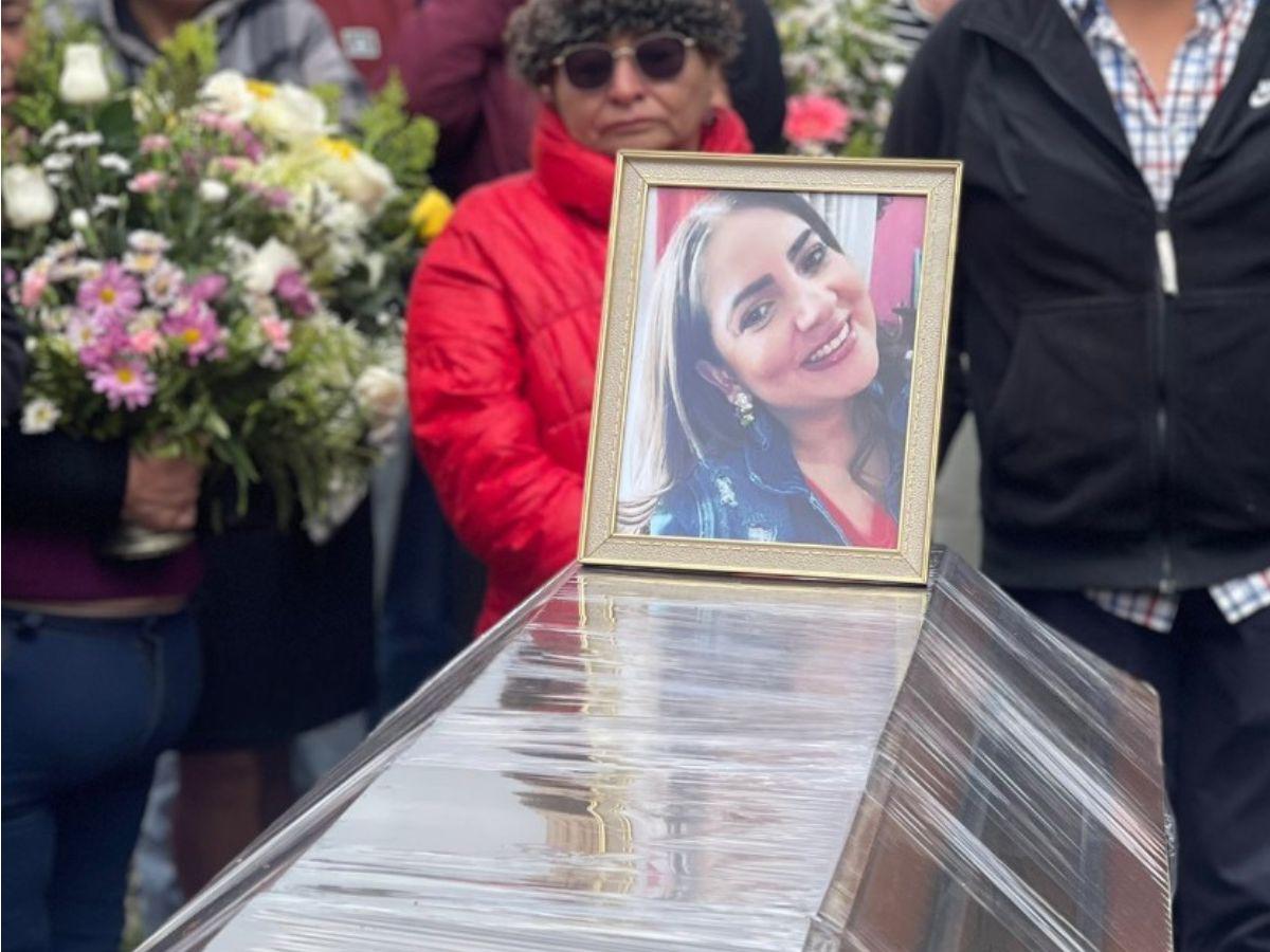 Fue encontrada en su casa en estado de descomposición: caso de Greissy Flores