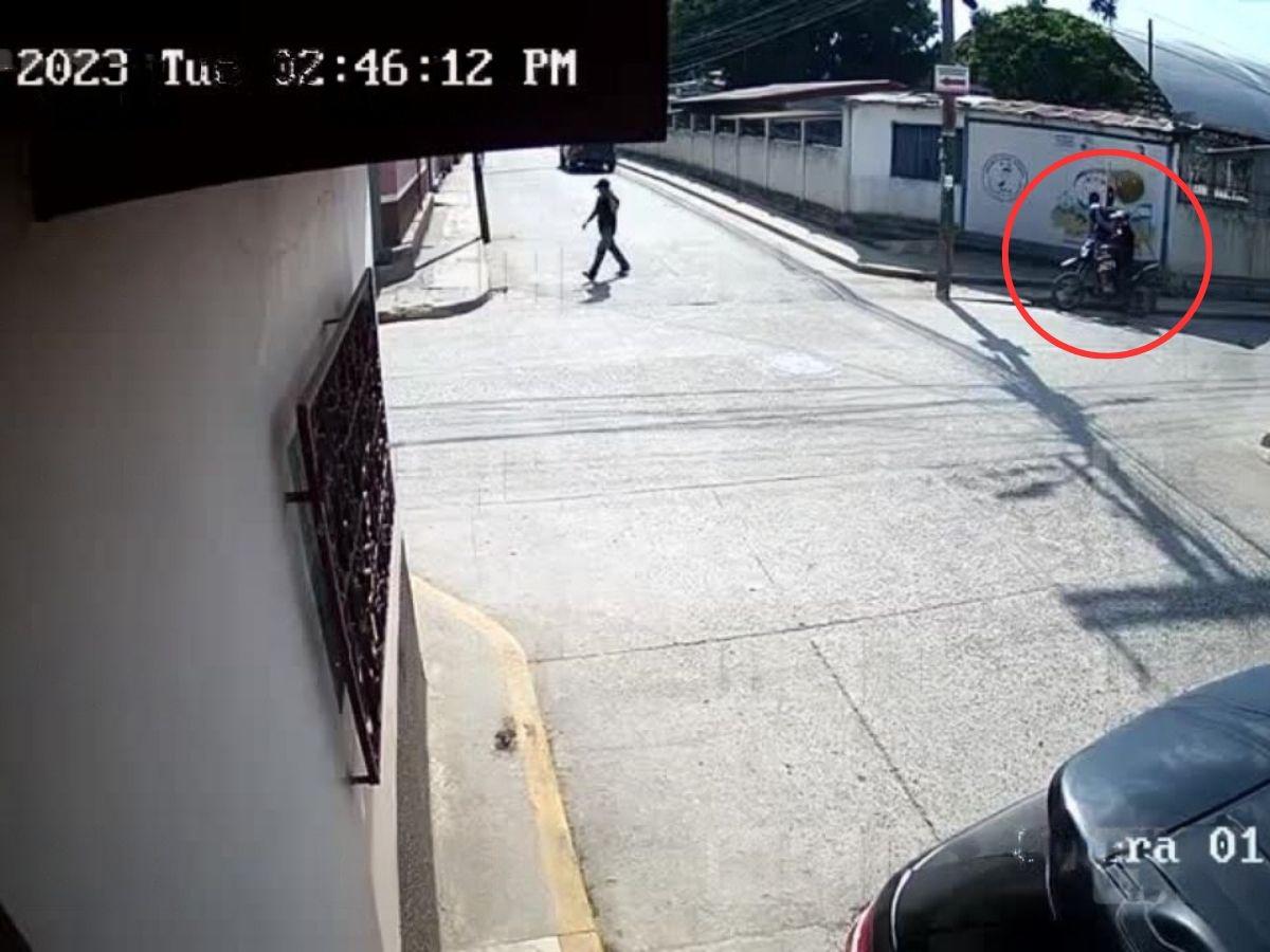 Video: asaltante asesina a un hombre por robarle la moto en el barrio El Calvario de Intibuca