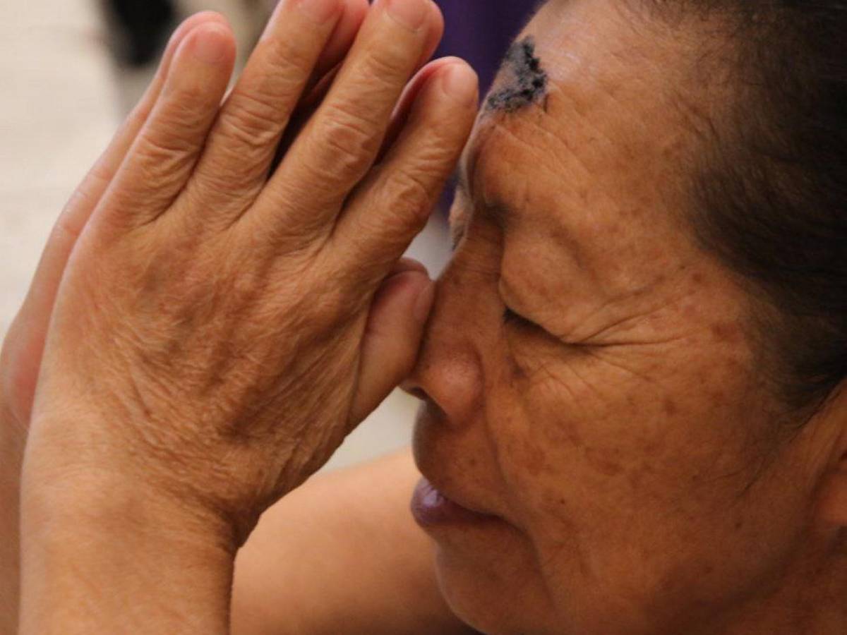 Feligresía capitalina recibe la Cuaresma con fe y devoción Feligresía capitalina recibe la Cuaresma con fe y devoción