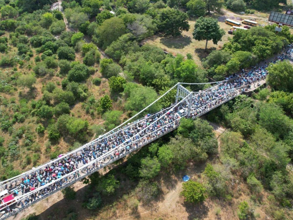 Histórica caminata de oración une a hondureños en todo el país