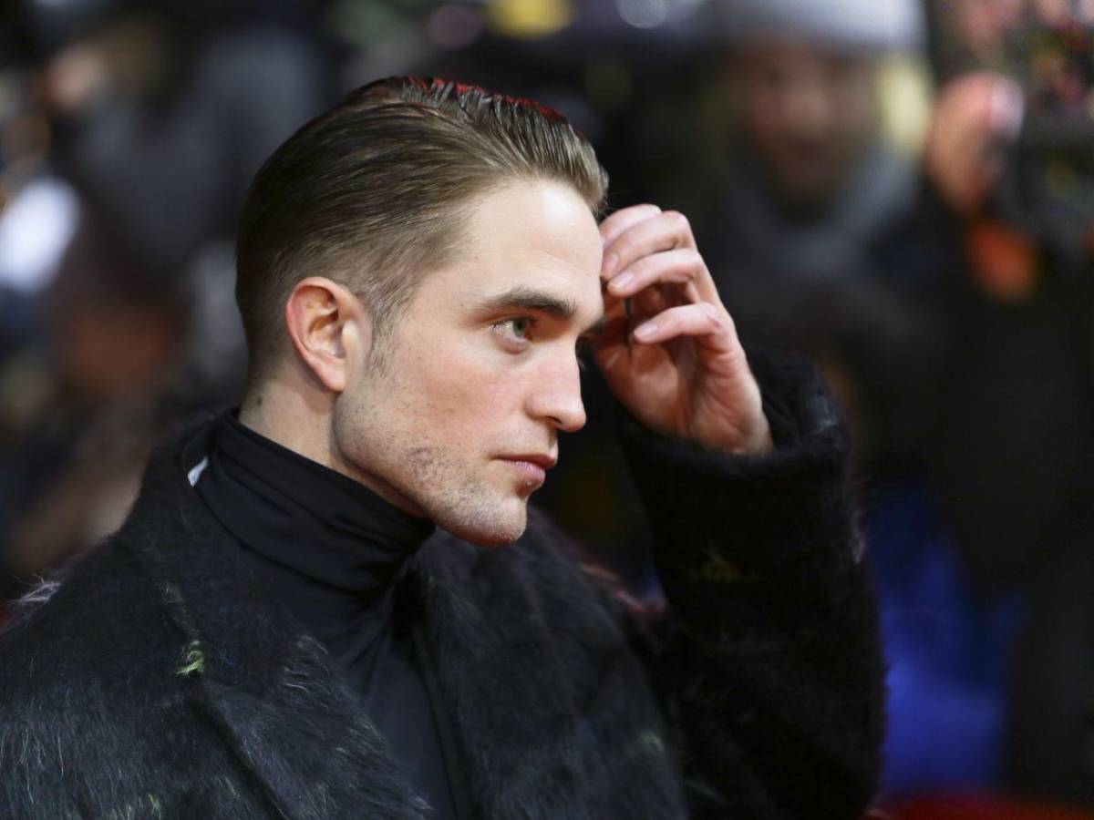 El insólito miedo de Robert Pattinson que lo llevó a pasar una noche con cuchillos
