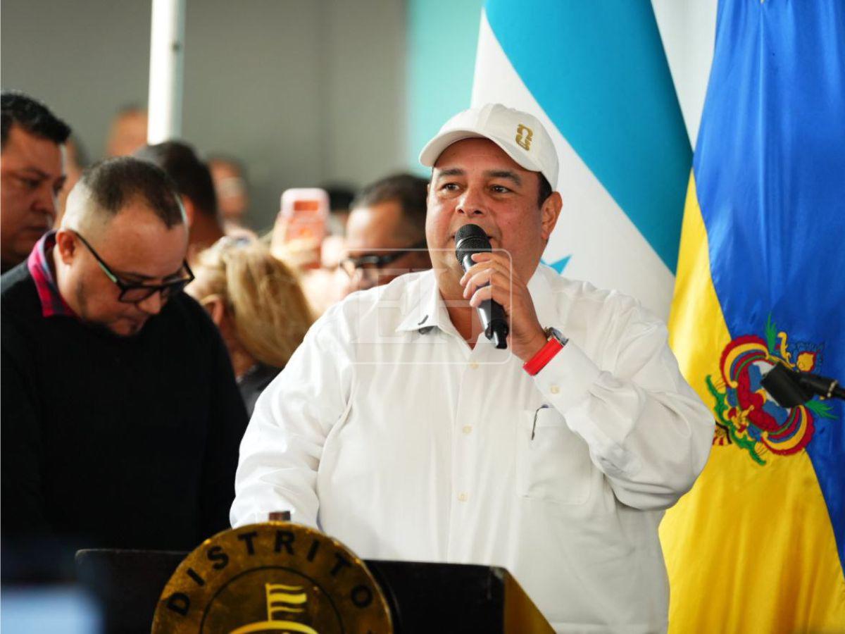 A pocas horas de ceder la AMDC, Aldana realiza su último cabildo abierto: “No vamos a entregar”