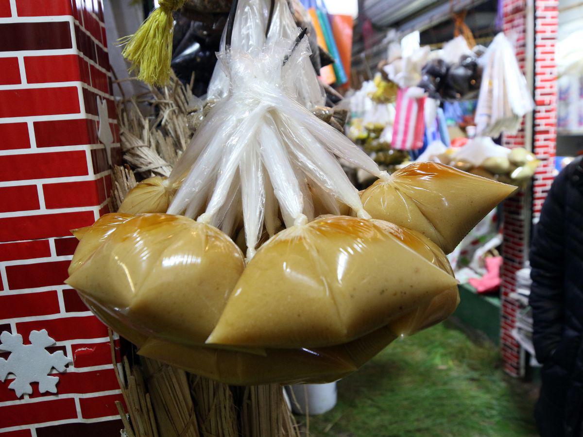 ¿Cuánto cuesta cada ingrediente para nacatamales y torrejas en la capital?