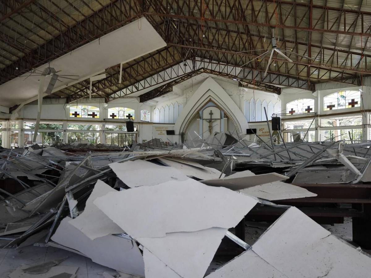 En estado de calamidad la ciudad más afectada por terremoto en Filipinas