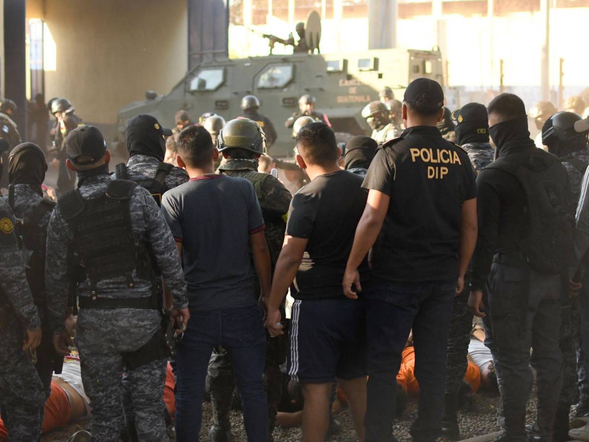 Motín en cárcel de Guatemala: fuerzas de seguridad retoman control y liberan rehenes