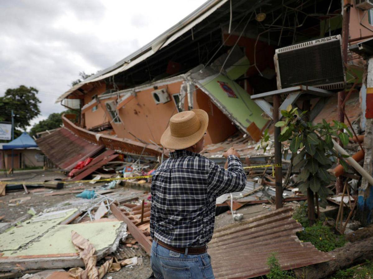 Sin hogar, agua y con miedo: más de 100 réplicas registra Tonosí tras terremoto en Panamá