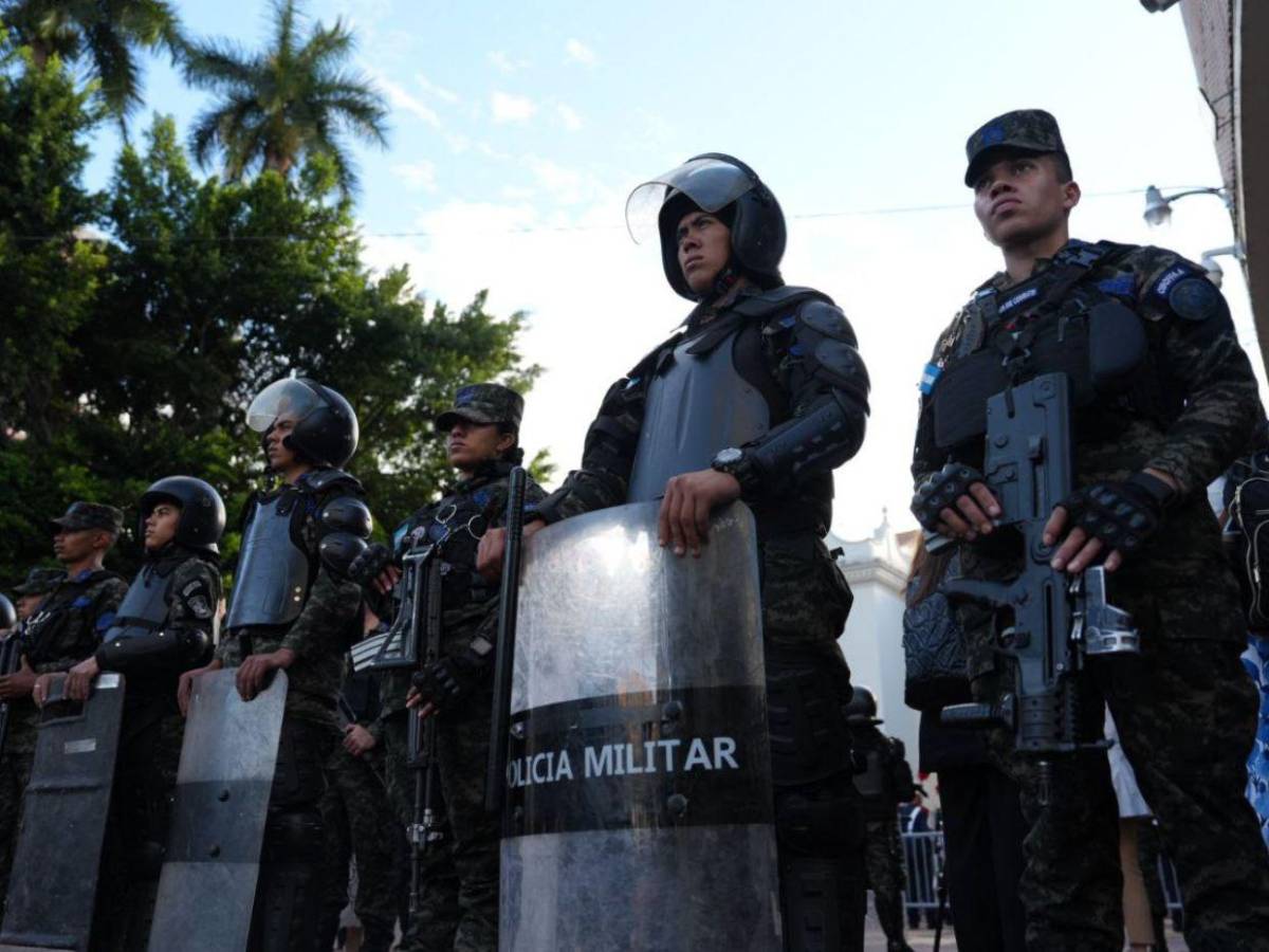 Sin shows culturales ni artísticos: así asumió la presidencia Nasry Asfura