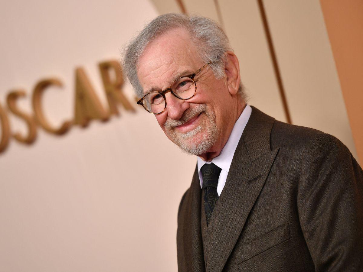 Spielberg elogia año estelar del cine, en carrera hacia los Oscar