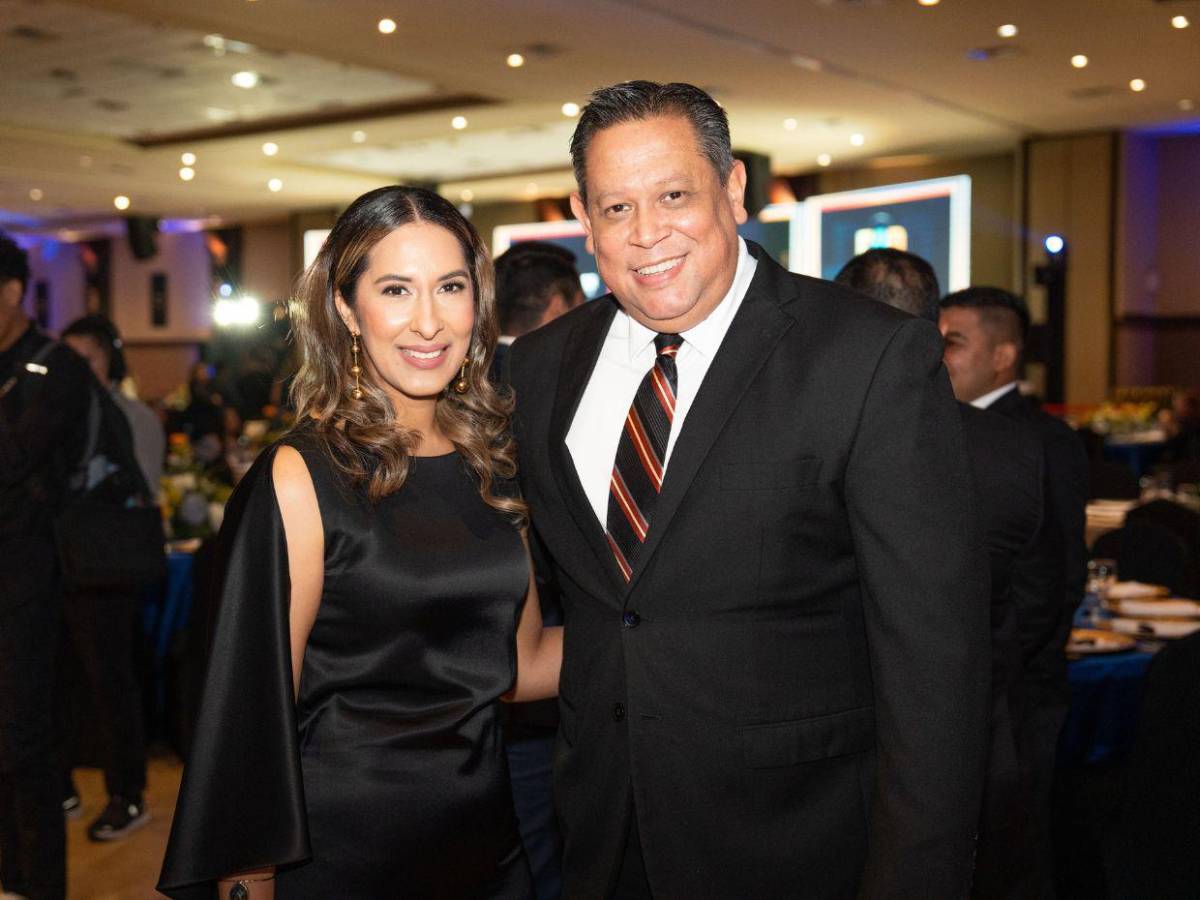 Entre premiados e invitados, así se vivió la gala del Sello FUNDAHRSE 2025