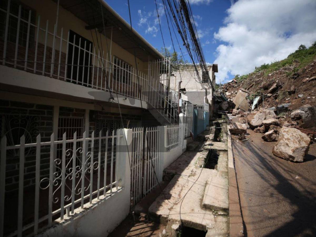 Los suelos rojizos y arcillosos de El Reparto: una bomba de tiempo geológica