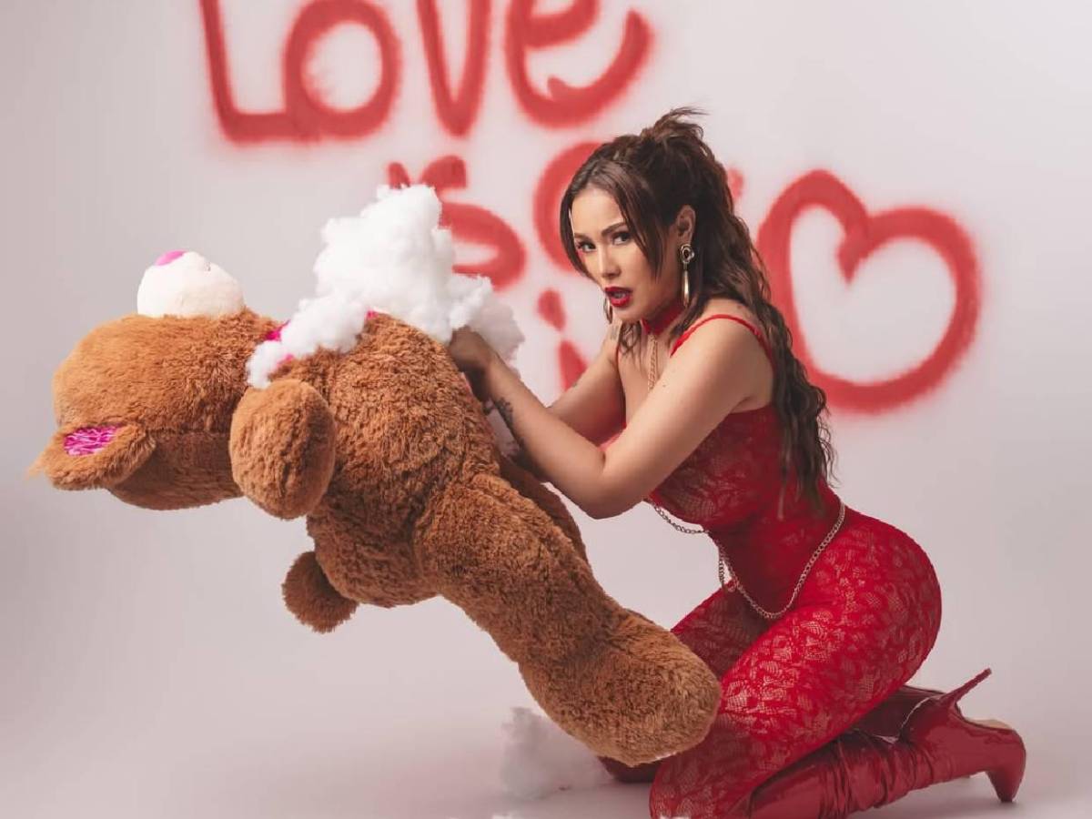 Exfutbolista tuvo fuerte encontronazo con Elsa Oseguera en reality show en Estados Unidos