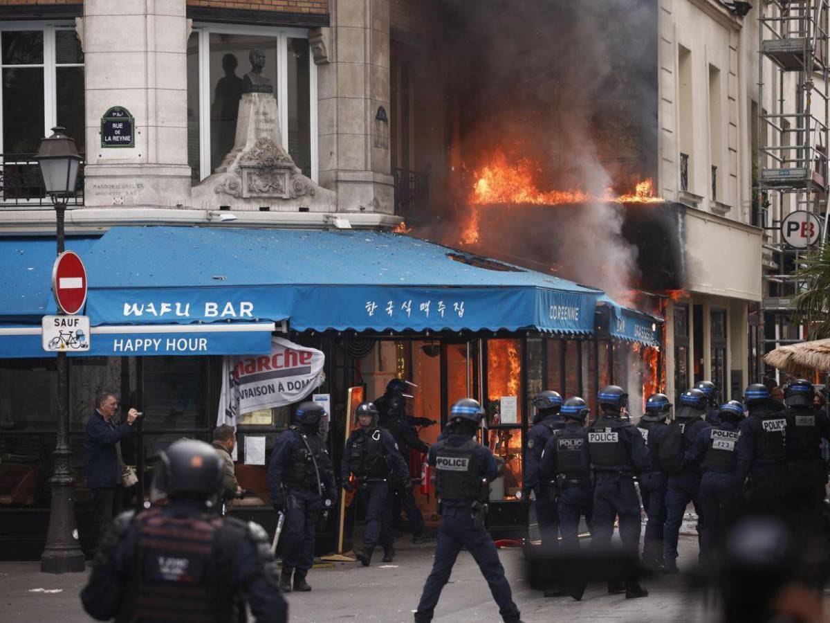 Bloqueemos todo: ¿Qué se sabe de la masiva protesta en Francia?