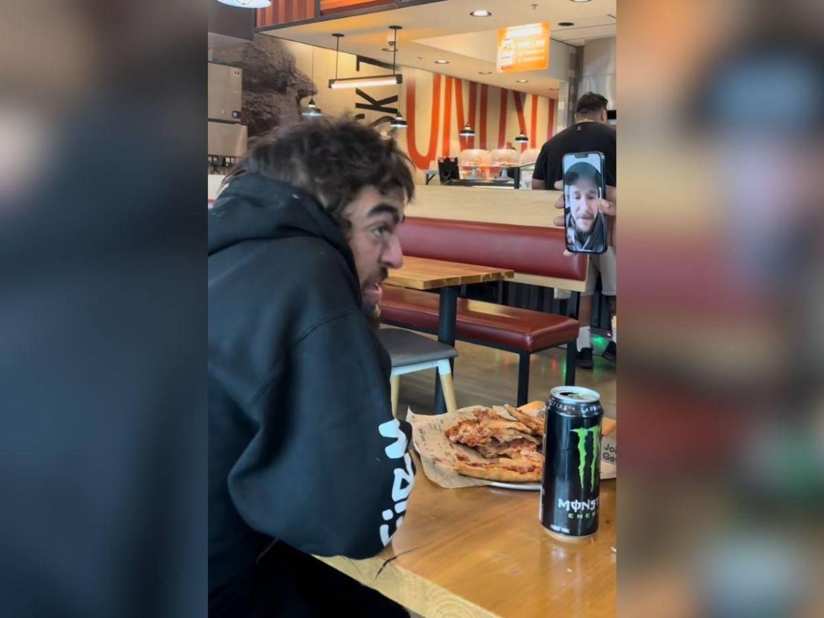 Tras causar daños en un cuarto de hotel, Tylor Chase es internado en el hospital