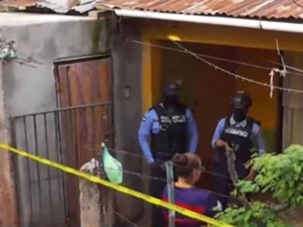 Usaba cal para ocultar el mal olor: pareja de Claudia la habría enterrado y luego fingió buscarla