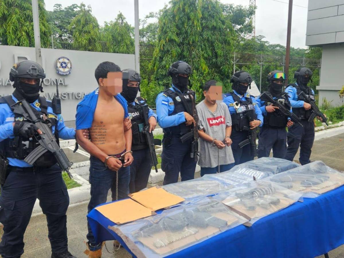 Encadenados de pies a manos: “Ready” y “El Chino”, terroristas de la MS-13 capturados en Choloma