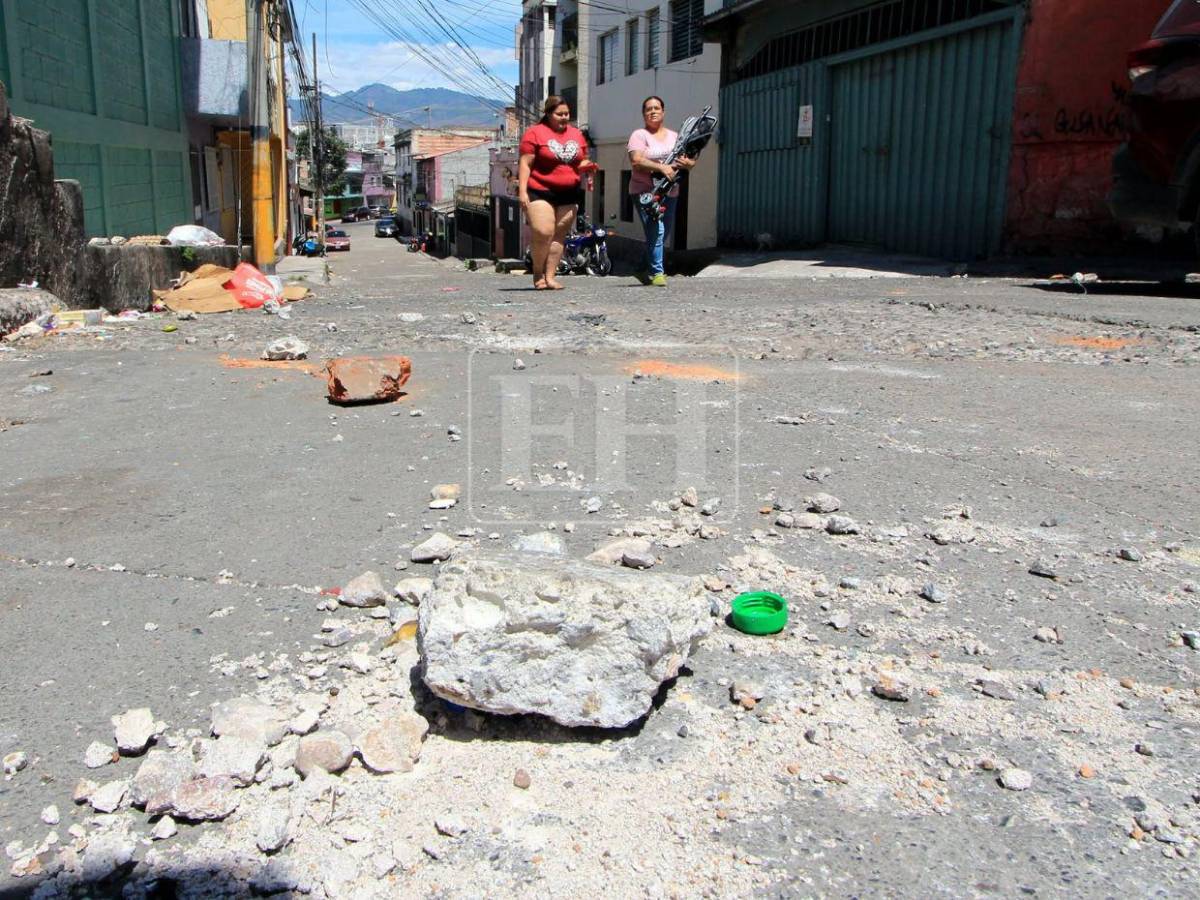 Así quedaron los alrededores del Estadio Nacional tras enfrentamiento en el clásico