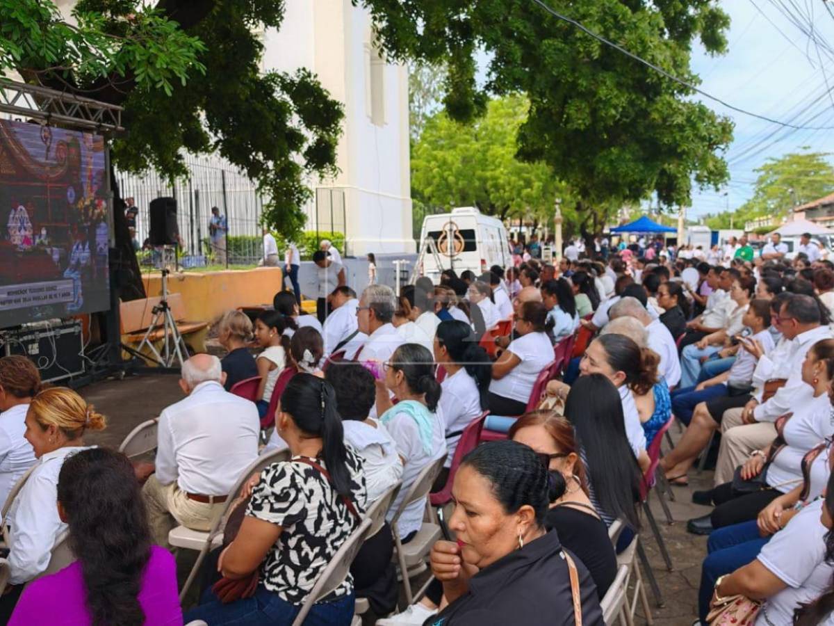 Choluteca da su último adiós a monseñor Teodoro Gómez en misa de exequias