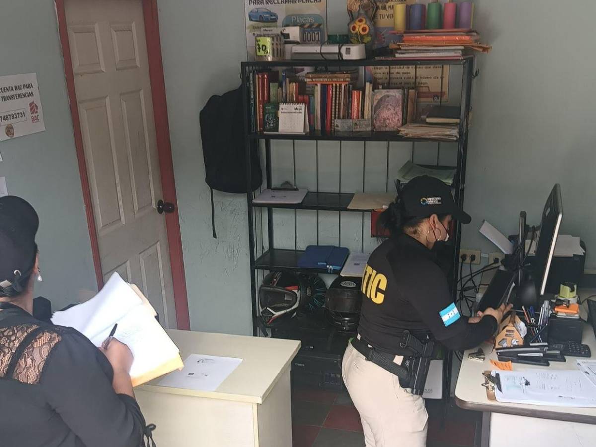 Traspaso de carro y solicitud de pasaporte: Desde bufetes, red criminal hacia falsificación notarial