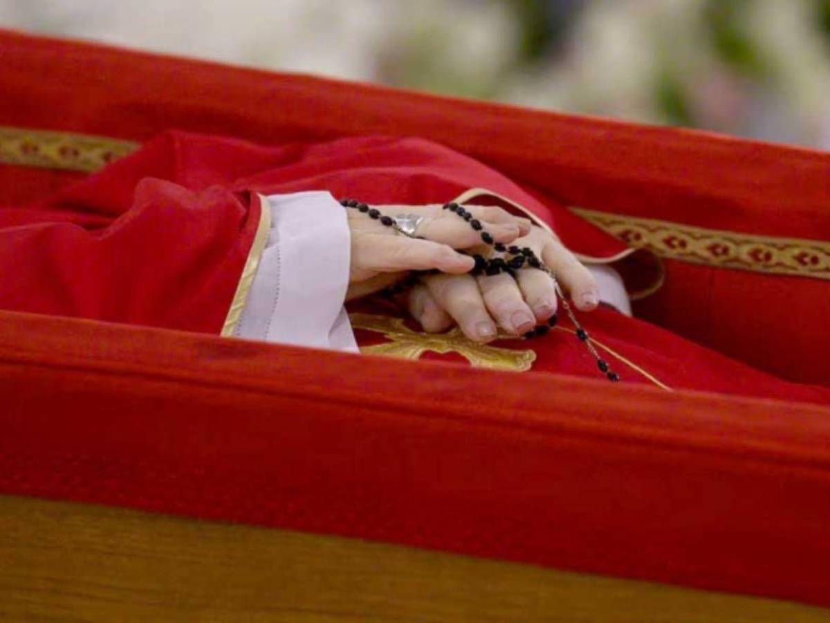 Desde el funeral de Francisco hasta el cónclave: ¿Cuánto dinero se gastó en los preparativos?