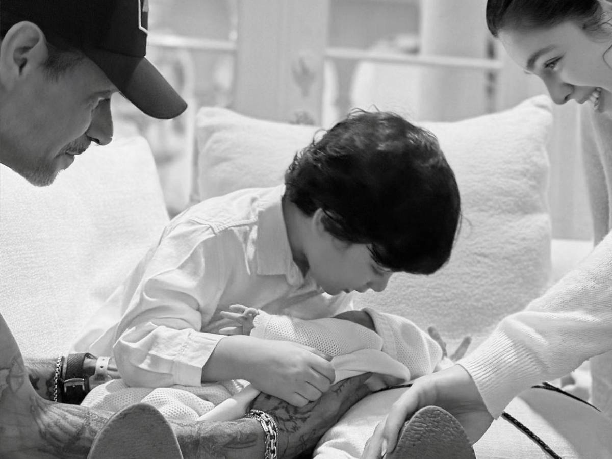 Marc Anthony, padre por octava ocasión, presenta a su hija Myla