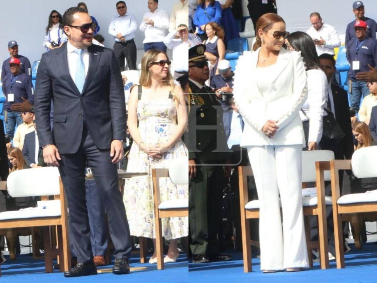 Tomás Zambrano y su esposa Yohana Lagos protagonizan romántico momento durante los desfiles patrios