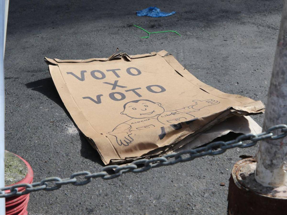 Voto por voto, la exigencia de colectivos que afectó movilidad en la capital