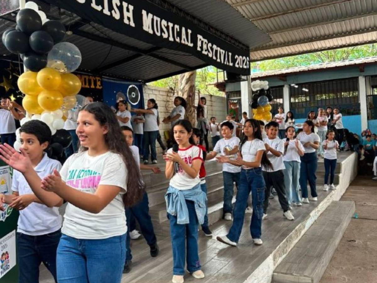 Canciones y creatividad: Escuela Roberto Sosa celebra su Festival Musical en Inglés 2026